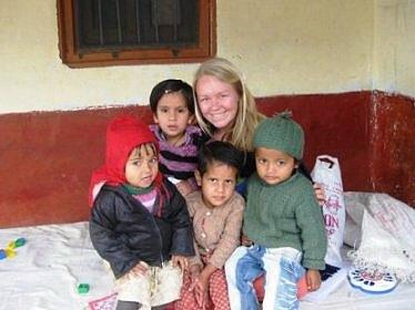 Abroad Volunteer